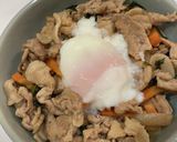 簡単炒めるだけ！韓国風ピリ辛豚丼作り方9写真