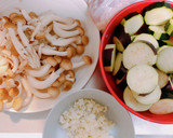 ピリ旨♡チキンと夏野菜のトマト煮込み作り方2写真