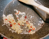 ピリ旨♡チキンと夏野菜のトマト煮込み作り方3写真