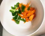 お一人様野菜たっぷりオイレモン味洋風炒飯作り方4写真