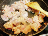 ピリ旨♡チキンと夏野菜のトマト煮込み