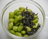 再現！ローソン☆枝豆と塩昆布おにぎり作り方1写真