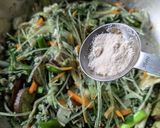節約＆食欲そそる豚こまのスタミナ春巻き作り方3写真