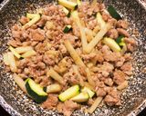 じゃがいもとズッキーニの鶏そぼろ作り方6写真