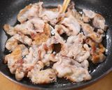 豚バラ大根と小松菜の甘口ごま味噌炒め作り方2写真