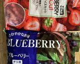 ブルーベリーとストロベリー氷入り炭酸水作り方2写真