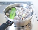 トロやわ【牛すじの塩バター炒め】作り方2写真