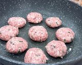 ふんわりヘルシー＊大葉えのきバーグ作り方4写真