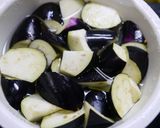 簡単！茄子と厚揚げの甘ポン酢炒め作り方1写真