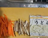 簡単節約レシピ★きんぴら風焼きうどん作り方1写真