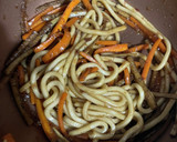 簡単節約レシピ★きんぴら風焼きうどん作り方5写真