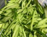 簡単★きゅうりとみょうがの酢の物作り方1写真