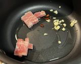 白菜消費!白菜とベーコンのペペロンチーノ作り方2写真