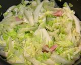 白菜消費!白菜とベーコンのペペロンチーノ作り方4写真