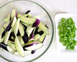 〈くらし薬膳〉ナスの肉味噌炒め作り方1写真