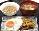 山形県産なめことパック豆腐のみそ汁作り方12写真