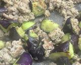 (^^)!ナスとゴロゴロひき肉の味噌炒め作り方4写真