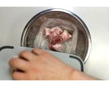 柔らか豚ブロック肉♪黒酢酢豚★動画あり★作り方6写真