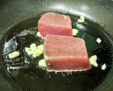 まぐろのガーリックステーキ作り方2写真