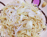 生姜と長ねぎのシンプル塩焼きそば(^^๓作り方4写真