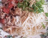 ぶっかけ風♪シンプルな梅豚のせ素麺作り方8写真