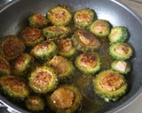 食欲そそるカレー風味♪ゴーヤの肉詰め作り方6写真