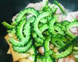 鶏肉の「生姜湯」ゴーヤーチャンプルー作り方2写真