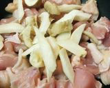 鶏もも肉の「生姜湯」きのこ野菜炒め作り方1写真