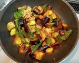 オクラと鶏もも肉の甜麺醤炒め作り方8写真