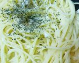 カマンベールチーズを溶かしたチーズパスタ作り方2写真