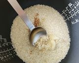 炊飯器におまかせ☆竹輪&ツナ炊き込みご飯作り方1写真
