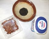 黒胡麻アーモンドヨーグルト♪簡単作り方1写真