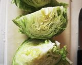 レタス一玉☆バター醤油炒め作り方1写真