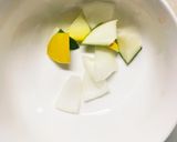 お一人様冷凍麺に根菜トマトウスターナムル作り方4写真