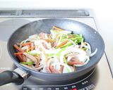 簡単美味しい【素麺チャンプルー（めんつゆ作り方4写真