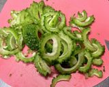 苦味抑えた極旨茹でゴーヤー作り方1写真