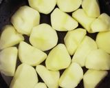 うちの味☆味噌でコク旨♪我が家の肉じゃが作り方9写真