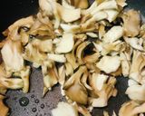 ササッと炒飯●マイタケの玉子チャーハン作り方1写真
