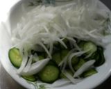 不器用玉ねぎときゅうりの和え物作り方2写真
