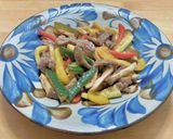 夏の食欲増進☆牛バラ肉の彩り炒め作り方6写真