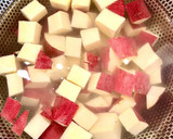 さつまいもとりんごのヨーグルトサラダ作り方1写真