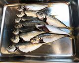 焼き豆アジの醤油漬け/さんまのおまけつき作り方1写真