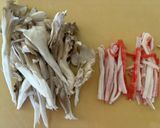 レンジで簡単！舞茸とカニカマの茶碗蒸し作り方1写真