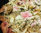 豚こまぎれ肉とエノキとあまから炒め作り方2写真