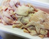九条ねぎと塩こんぶで作る鶏皮丼作り方1写真