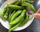 万願寺とうがらしのレンチン麺つゆ中華漬け作り方1写真