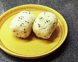 懐かしいシンプルな味！中島菜麹おにぎり作り方3写真
