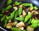 ご飯が進む♪茄子とししとうの梅味噌炒め作り方3写真