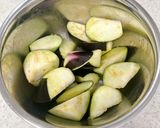なすとキムチとチーズの炒め物作り方2写真