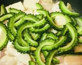 鶏肉と絹漉し豆腐のゴーヤーチャンプルー作り方2写真